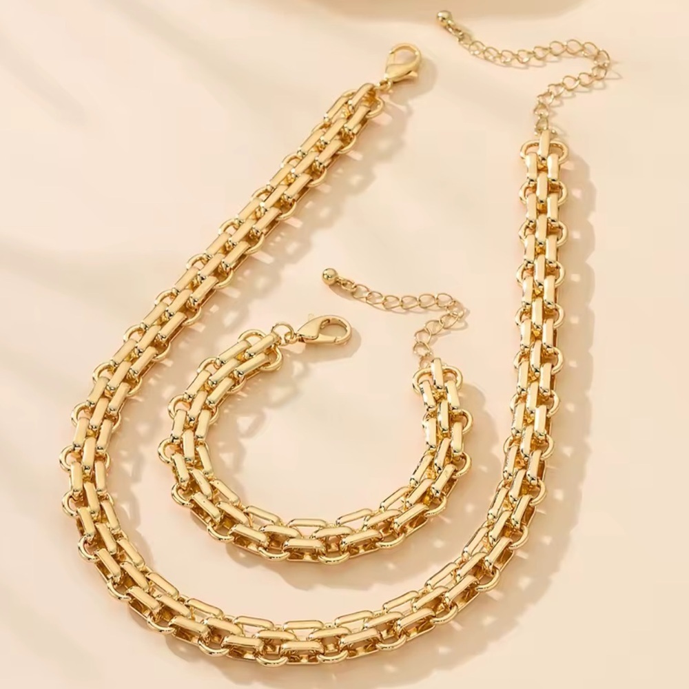 Gold Chain Necklace and Bracelet Set